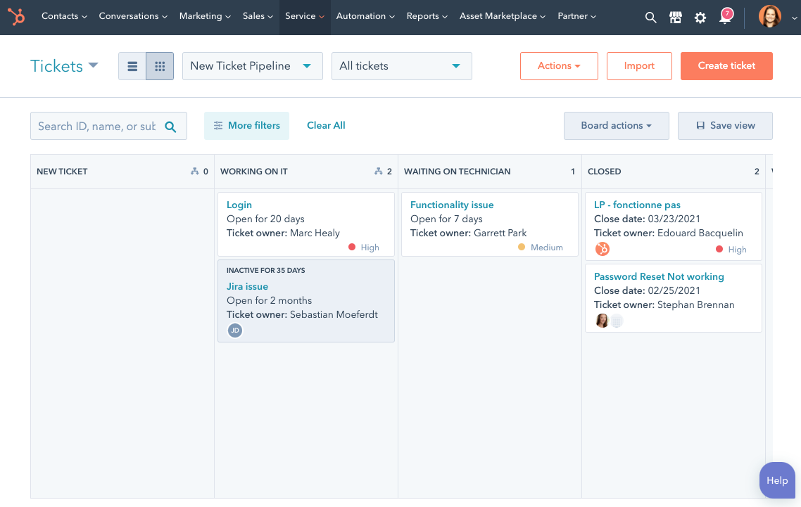  screenshot - HubSpot Service Hub Beoordeling: Voordelen, Nadelen, Functies en Prijzen
